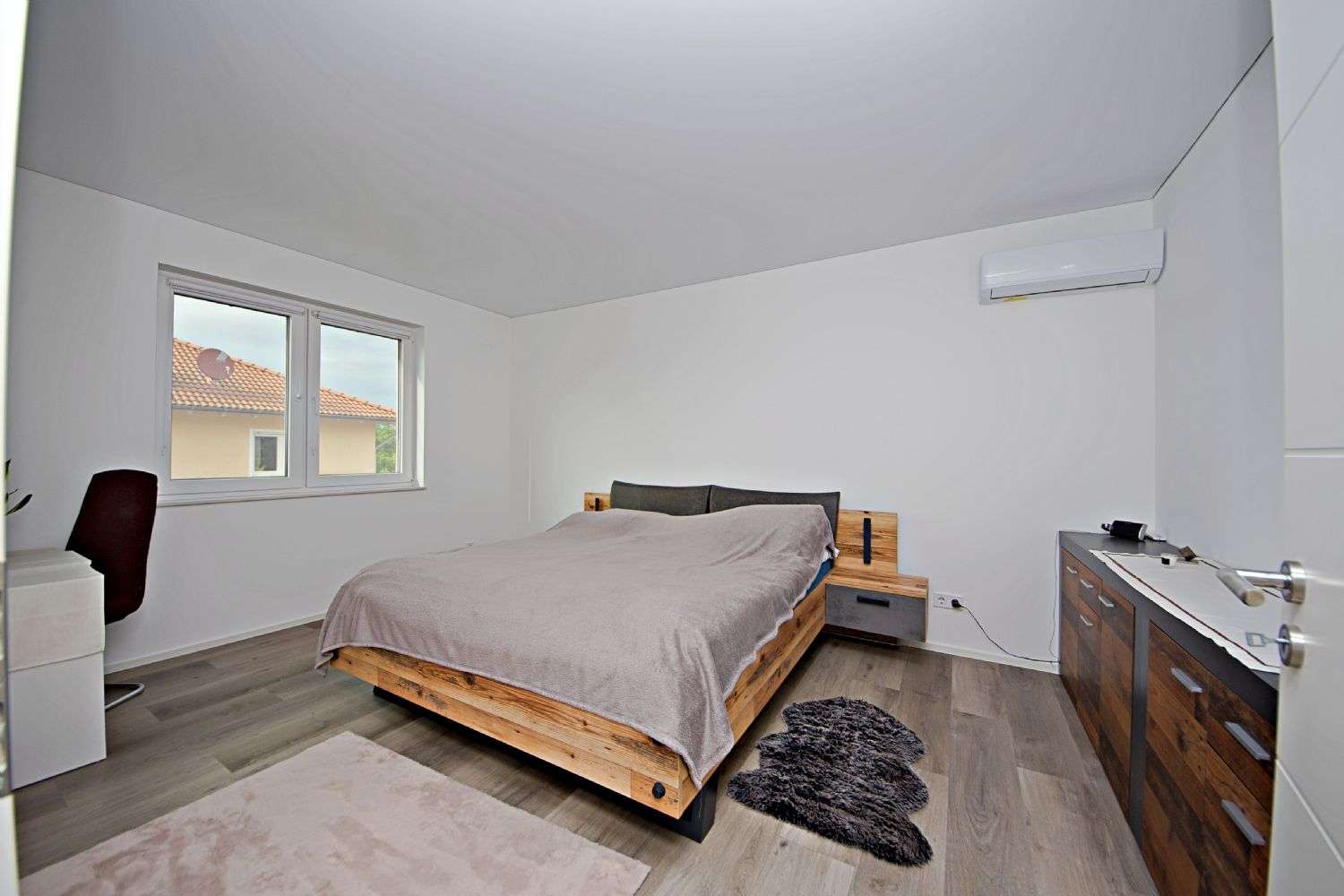 Immobilie in Wassenach - Modernes Traumhaus in idyllischer Lage von Wassenach - Bild 4