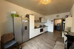 Viel Platz: gut geschnittene 3ZKB mit Balkon, Keller und Stellplatz; Haus in 2025 gedämmt – Detmolder Str. 371, 33605 Stieghorst, Bielefeld – Vorschaubild 6