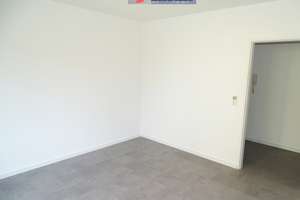 Sehr gut geschnittene 3-Zimmer- Wohnung, neu renoviert in Top-Lage! – 79100 Unterwiehre-Süd, Freiburg im Breisgau – Vorschaubild 13