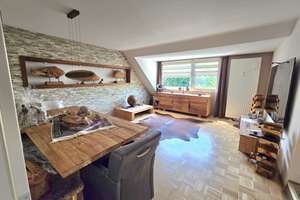 Charmante 5-Zimmer Maisonette-Wohnung im 2. OG in Essen-Burgaltendorf