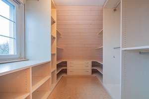 Charmantes Zweifamilienhaus in exklusiver Lage von Waldshut – Die vollständige Adresse der Immobilie erhältst du vom Anbieter., 79761 Waldshut-Tiengen – Vorschaubild 23