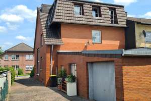 Großzügiges EFH mit Garten in ruhiger Lage von Kirchhoven - viel Platz für Familien – Rosenweg 37, 52525 Heinsberg – Vorschaubild 1