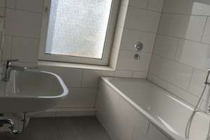 Wohnen mit Charakter: Großzügige 7-Zimmer-Wohnung in Bochum-Linden – Die vollständige Adresse der Immobilie erhältst du vom Anbieter., 44879 Linden, Bochum – Vorschaubild 10