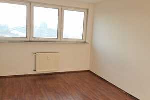Nette/r Mieter/in mit Gehaltsnachweis für 3 Zi.-Wohnung gesucht ! – Marientorstrasse °, 47051 Duisburg – Vorschaubild 4
