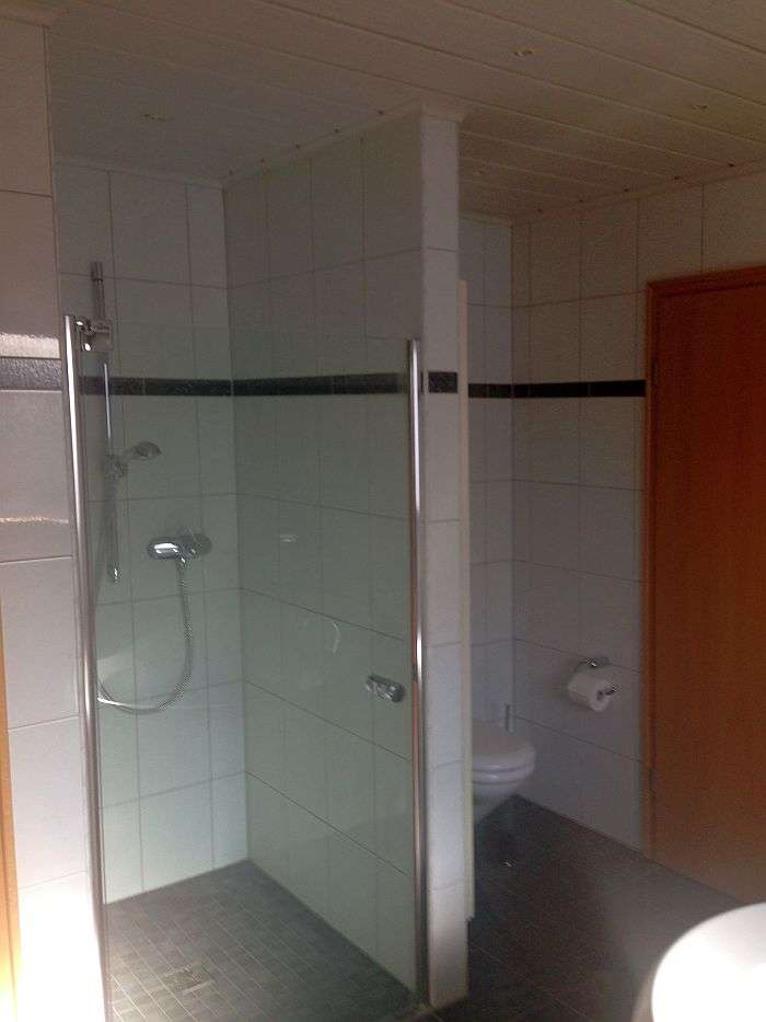 Immobilie in Wachtberg - Wachtberg - Adendorf, freistehendes Einfamilienwohnhaus mit Garage, Innenhof und Garten - Bild 3