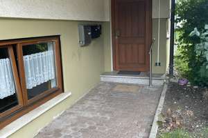Wohnen mit Charakter: 4-Zimmer-Wohnung in Sankt Johann – Bäumlesstraße 12, 72813 Sankt Johann – Vorschaubild 3