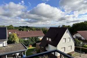 Sanierte Wohnung mit drei Zimmern sowie zwei Balkonen und Einbauküche in Büchenbronn  – Schattenbergstraße 16, 75180 Pforzheim – Vorschaubild 23