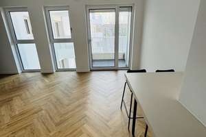 Zum Innenhof mit Süd-Balkon - 2-Zimmer direkt in Adlershof! – Otto-Franke-Straße 45, 12489 Adlershof, Berlin – Vorschaubild 7