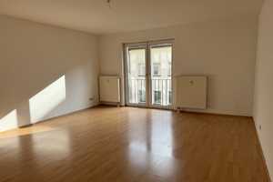 Gemütliche 3-Raum-Wohnung mit Aufzug und Balkon - Stellplatz möglich! – Sankt-Michael-Straße 11/11a, 39112 Magdeburg – Vorschaubild 3