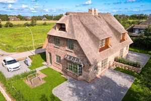Doppelhaushälfte unter Reet -
Neubau mit Meerblick und genehmigter Ferienvermietbarkeit – Strunwoi 3, 25938 Nordfriesland (Kreis) – Vorschaubild 2