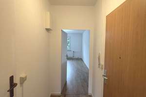 Helle 3-Zimmer Wohnung mit Balkon und EBK – Wolgograder Allee 66, 9123 Hutholz, Chemnitz – Vorschaubild 3