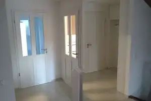 Viel Wohnraum für die Familie ............... Garten, Garage, gute MVV-Anbindung – München (Kreis) – Vorschaubild 3