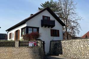 Ihr neues Traumhaus! – Die vollständige Adresse der Immobilie erhältst du vom Anbieter., 93089 Aufhausen – Vorschaubild 1