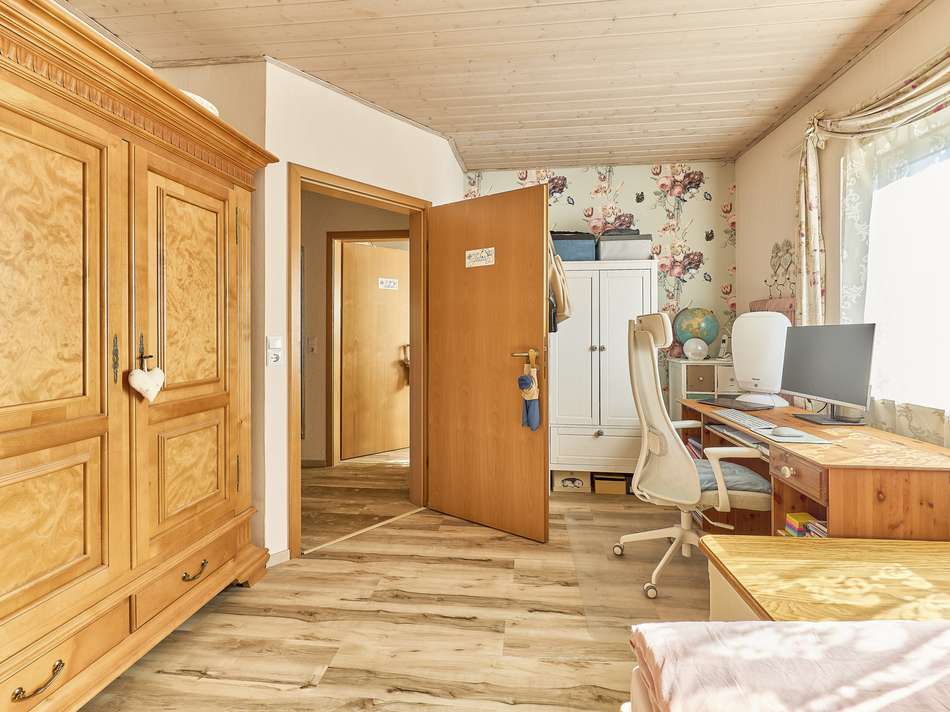 Schlafzimmer 1, OG