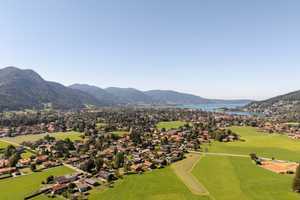 Ruhige Lage, schönes Grundstück, vielseitige Möglichkeiten – Mehrfamilienhaus in Rottach-Egern – Miesbach (Kreis) – Vorschaubild 2