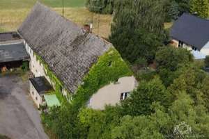 Mehrfamilienhaus im Dornröschenschlaf & ca. 1600m² erschlossenes Bauland – Die vollständige Adresse der Immobilie erhältst du vom Anbieter., 1665 Triebischtal – Vorschaubild 3
