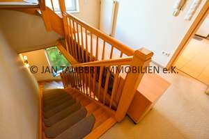 ***GERÄUMIGE FAMILIENVILLA MIT POTENTIAL*** 2 Vollgeschosse mit Keller und Südwestlage – Die vollständige Adresse der Immobilie erhältst du vom Anbieter., 22159 Farmsen-Berne, Hamburg – Vorschaubild 28