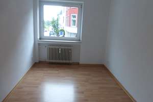 Zentral gelegene 3 Zimmer Wohnung in Köln-Rodenkirchen – Die vollständige Adresse der Immobilie erhältst du vom Anbieter., 50996 Rodenkirchen (Ortsteil), Köln – Vorschaubild 4