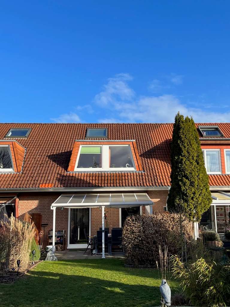 schönes Grundstück im Grünen+ sofort beziehbares Einfamilienreihenhaus in Schwerin - Friedrichsthal