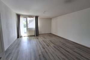 Schöne 1,5-Zimmer-Wohnung in Cronenberg mit Balkon + EBK