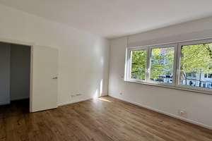 Nicht jede Wohnung verändert den Alltag. Neues Wohngefühl in Köln-Braunsfeld durch Kernsanierung – Die vollständige Adresse der Immobilie erhältst du vom Anbieter., 50933 Braunsfeld, Köln – Vorschaubild 12