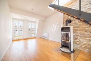 🔆 Exklusives Penthouse in Friedrichshain - 2-Zi-Whg mit Blk, Dachterrasse, Kamin, Lift & Gäste WC – Die vollständige Adresse der Immobilie erhältst du vom Anbieter., 10247 Friedrichshain, Berlin – Vorschaubild 3
