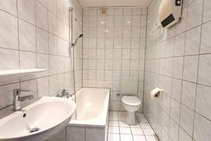 „Hübsch & Hell“! 3,5 R.-Whg. m. Balkon, 3. OG, Nähe Uni-Klinikum (E Holsterhausen) – Die vollständige Adresse der Immobilie erhältst du vom Anbieter., 45147 Holsterhausen, Essen – Vorschaubild 16