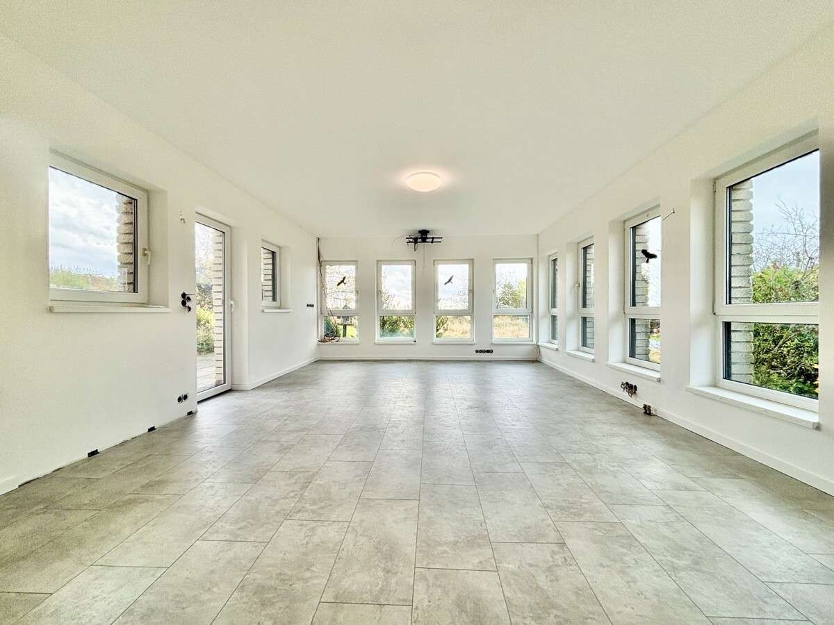 Immobilie in Reichshof - **Geräumiges Einfamilienhaus mit über 5.500 m² Grundstück in Randlage von Reichshof** - Bild 11