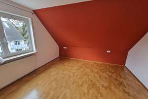 2‑Zimmer‑Maisonette über zwei Ebenen mit Balkon, EBK und Stellplatz – Die vollständige Adresse der Immobilie erhältst du vom Anbieter., 70565 Rohr, Stuttgart – Vorschaubild 9