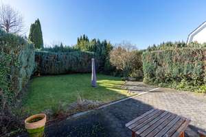 Bielefeld-Jöllenbeck: modernes Zweifamilienhaus mit vielen Nutzungsmöglichkeiten! 159 m² | Garage – Die vollständige Adresse der Immobilie erhältst du vom Anbieter., 33739 Jöllenbeck, Bielefeld – Vorschaubild 12