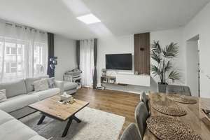 Stilvolle 4-Zimmer-Hochparterre-Wohnung mit Balkon und Stellplatz in Ingolstadt – Die vollständige Adresse der Immobilie erhältst du vom Anbieter., 85051 Münchener Straße, Ingolstadt – Vorschaubild 4