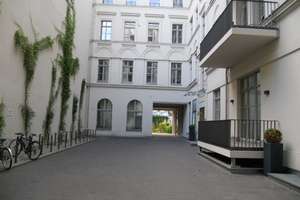 City Apartment mit Einbauküche, public Sauna und Fitness im Gebäude! – Chausseestr.  106, 10115 Mitte (Ortsteil), Berlin – Vorschaubild 1