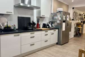 Vielseitiges Zweifamilienhaus mit großem Grundstück, Garagen und Gartenidylle – Die vollständige Adresse der Immobilie erhältst du vom Anbieter., 41069 Holt, Mönchengladbach – Vorschaubild 3