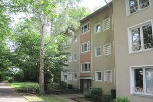 Auf gute Nachbarschaft: 2-Zimmer-Wohnung mit Mietergarten – Offenbachstr. 21, 53173 Rüngsdorf, Bonn – Vorschaubild 1