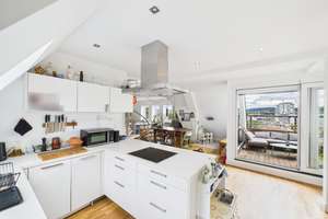 Exklusive Penthouse Wohnung am Killesberg mit viel Platz und traumhafter Aussicht, Loggia, 2 Garagen – Die vollständige Adresse der Immobilie erhältst du vom Anbieter., 70191 Mönchhalde, Stuttgart – Vorschaubild 5