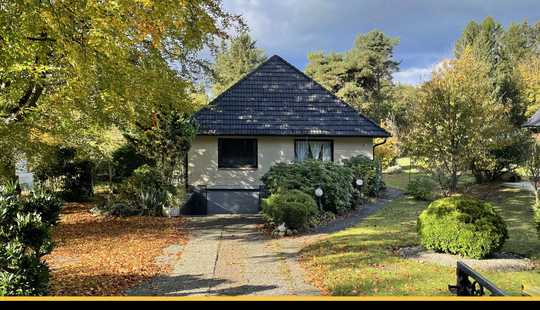 Bild von Zuhause mitten im Grünen