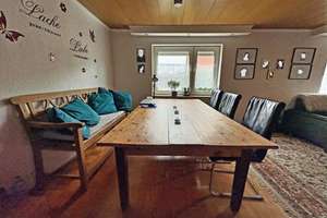 Ein Haus zwei Wohnung und ein großes Grundstück  – Die vollständige Adresse der Immobilie erhältst du vom Anbieter., 93057 Konradsiedlung-Wutzlhofen, Regensburg – Vorschaubild 5