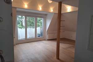 Sehr gut ausgestattete 2-Zimmer Dachgeschosswohnung in Burg/Höhscheid