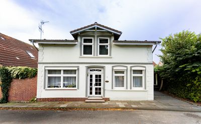 Attraktive Kapitalanlage: Solide vermietetes Einfamilienhaus in zentraler Lage von Lunden