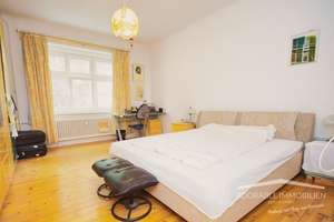 Geräumige Familienwohnung mit 5 Zimmern in exzellenter Lage von Charlottenburg – Die vollständige Adresse der Immobilie erhältst du vom Anbieter., 10589 Charlottenburg, Berlin – Vorschaubild 3