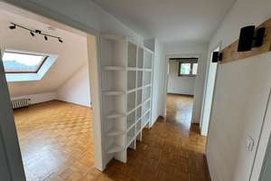 Schöne Dachgeschosswohnung Nähe Innenhafen mit Parkett. – Schlegtendalstraße 5, 47058 Duissern, Duisburg – Vorschaubild 8