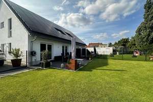 Ihr Traumhaus zur Miete! Hochwertig ausgestattete Doppelhaushälfte mit Stellplatz und Garage – Die vollständige Adresse der Immobilie erhältst du vom Anbieter., 4838 Eilenburg – Vorschaubild 5