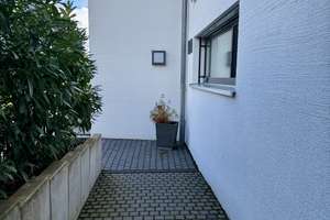 Exklusives Designhaus mit Sauna, Terrasse & Doppelgarage – Wohnen auf 270 m² in Bad Wimpfen – Die vollständige Adresse der Immobilie erhältst du vom Anbieter., 74206 Bad Wimpfen – Vorschaubild 3