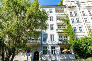Langfristig vermietete 4-Zimmer Altbauwohnung am Landwehrkanal als Kapitalanlage – Paul-Lincke-Ufer 38, 10999 Berlin – Vorschaubild 2