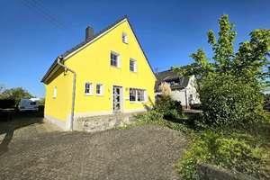 Freistehendes Einfamilienhaus Niederkassel Zentrum Kernsanierung 2013 Wärmedämmung 1607 m² Grundstüc – Die vollständige Adresse der Immobilie erhältst du vom Anbieter., 53859 Niederkassel – Vorschaubild 1