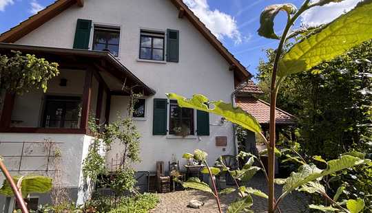 Bild von Individuelles Traumhaus mit Charme, Gartenidylle & vielen liebevollen Details
