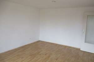 Gemütliche 2 Zimmer im 2. OG / DG, Oberhausen, Forststraße 74 – Forststraße 74, 46147 Sterkrade-Nord, Oberhausen – Vorschaubild 6