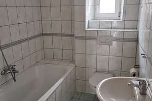 Gepflegte und helle 4 Zimmer-Altstadtwohnung mit Garage – Die vollständige Adresse der Immobilie erhältst du vom Anbieter., 85049 Mitte, Ingolstadt – Vorschaubild 11