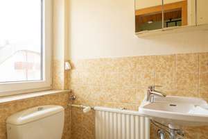 Zweifamilienhaus mit Potenzial – Kolpingstr. 6, 97359 Schwarzach am Main – Vorschaubild 7