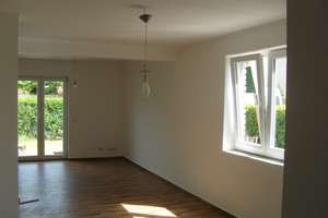 Kleine Doppelhaushälfte mit Sonnengarten in guter Lage – 40468 Unterrath, Düsseldorf – Vorschaubild 4